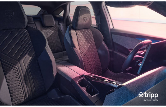 3008 Allure Hybrid 136 AT